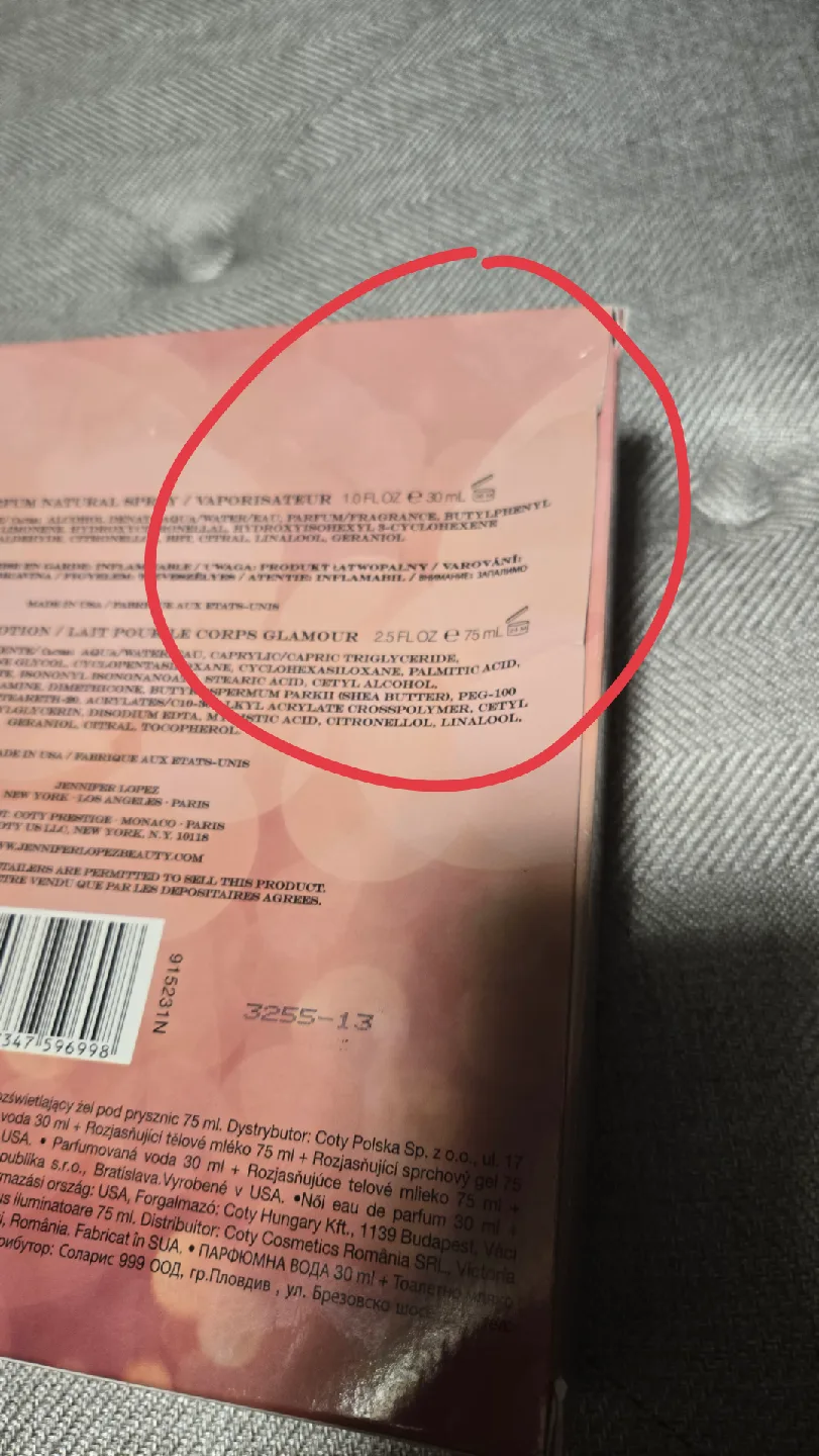 Jennifer Lopez Love and Glamour Perfume Set image indicator(3)