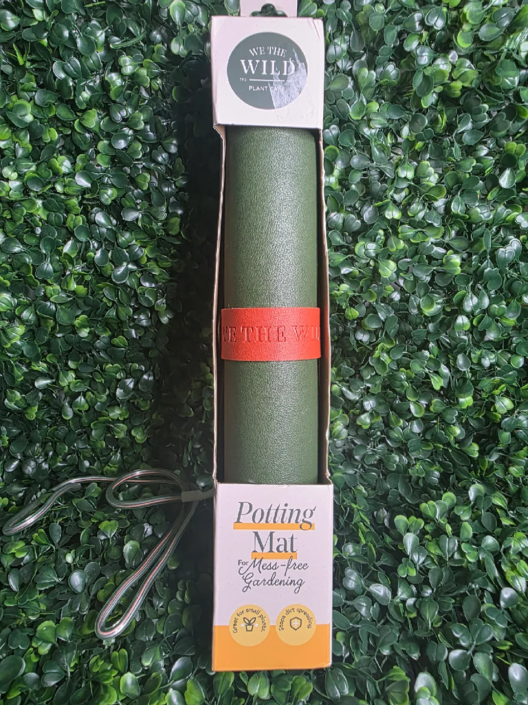 We The Wild Potting Mat for Mess-Free Gardening thumbnail
