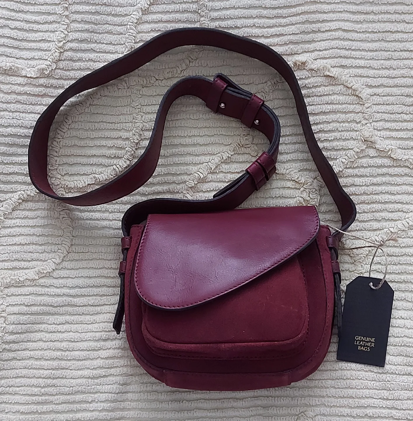 🆕Burgundy Leather Crossbody Bag thumbnail