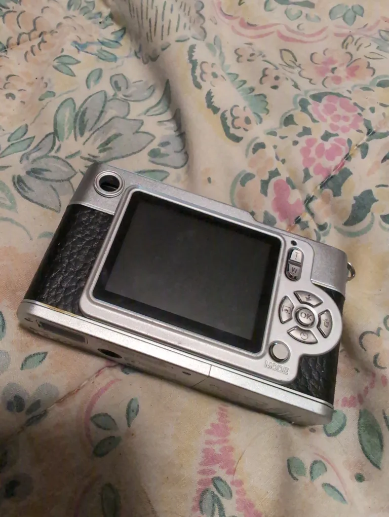 Vivitar 8.1 MP Digital Camera image indicator(2)