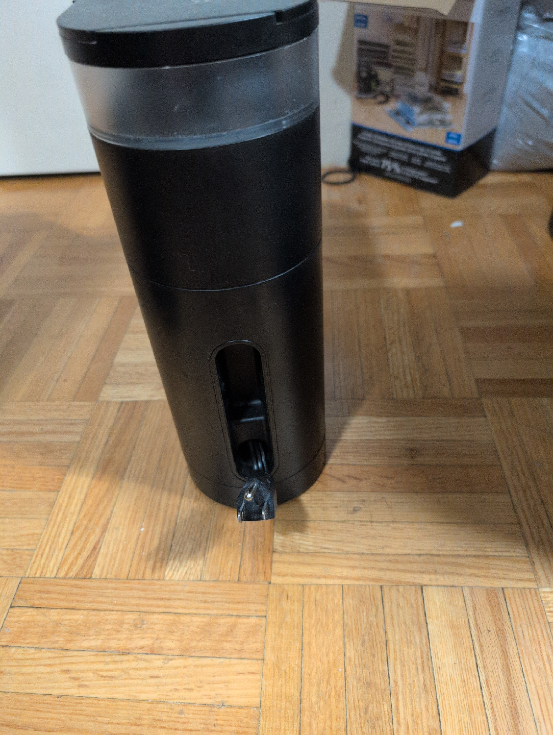 Keurig K-Supreme Single Serve Coffee Maker - Black (USED) - photo 4