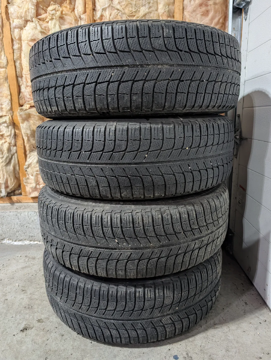 (4)-215/60R16 Winter Tires On Steel Rims Off 2005 Honda Accord image indicator(6)