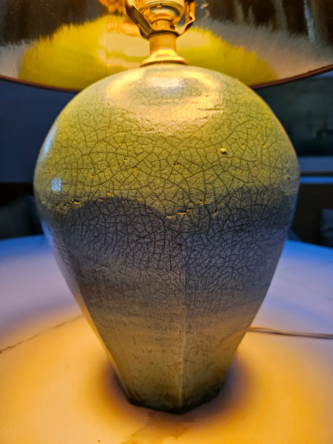 Vintage Ceramic Table Lamp with Shade Signed image indicator(6)