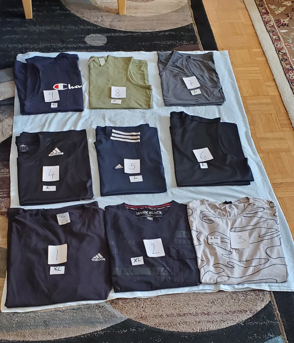 Mixed Lot of T-Shirts - Various Brands & Sizes thumbnail