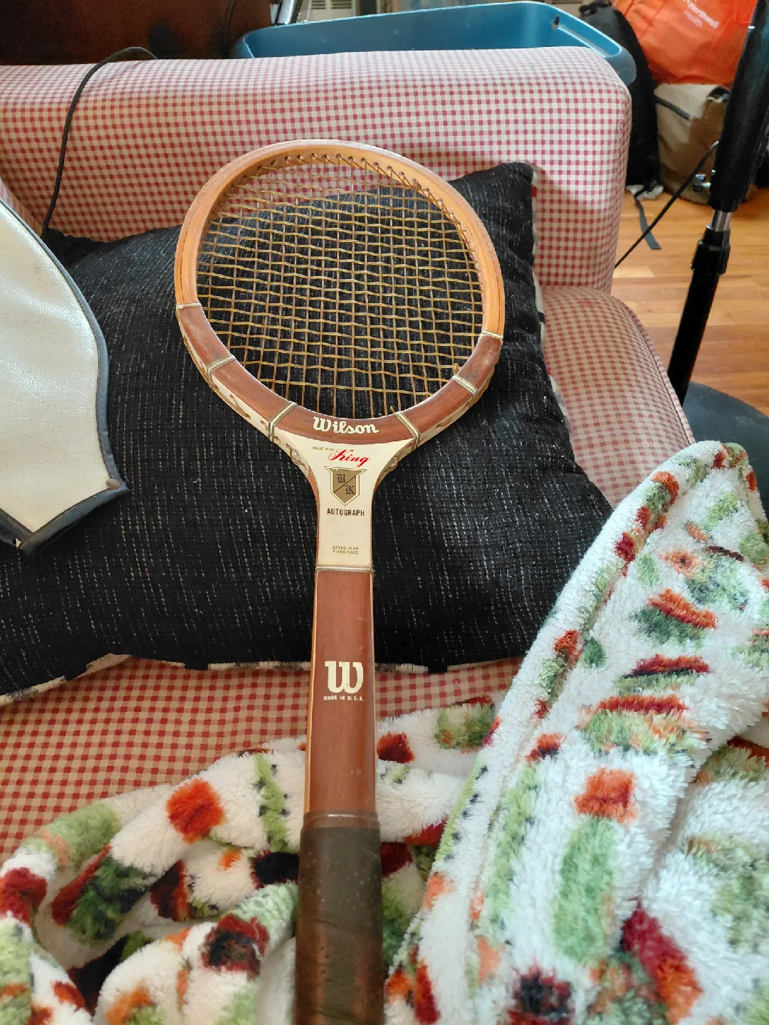 Vintage Wilson Billie Jean King Autograph Tennis Racquet image indicator(2)