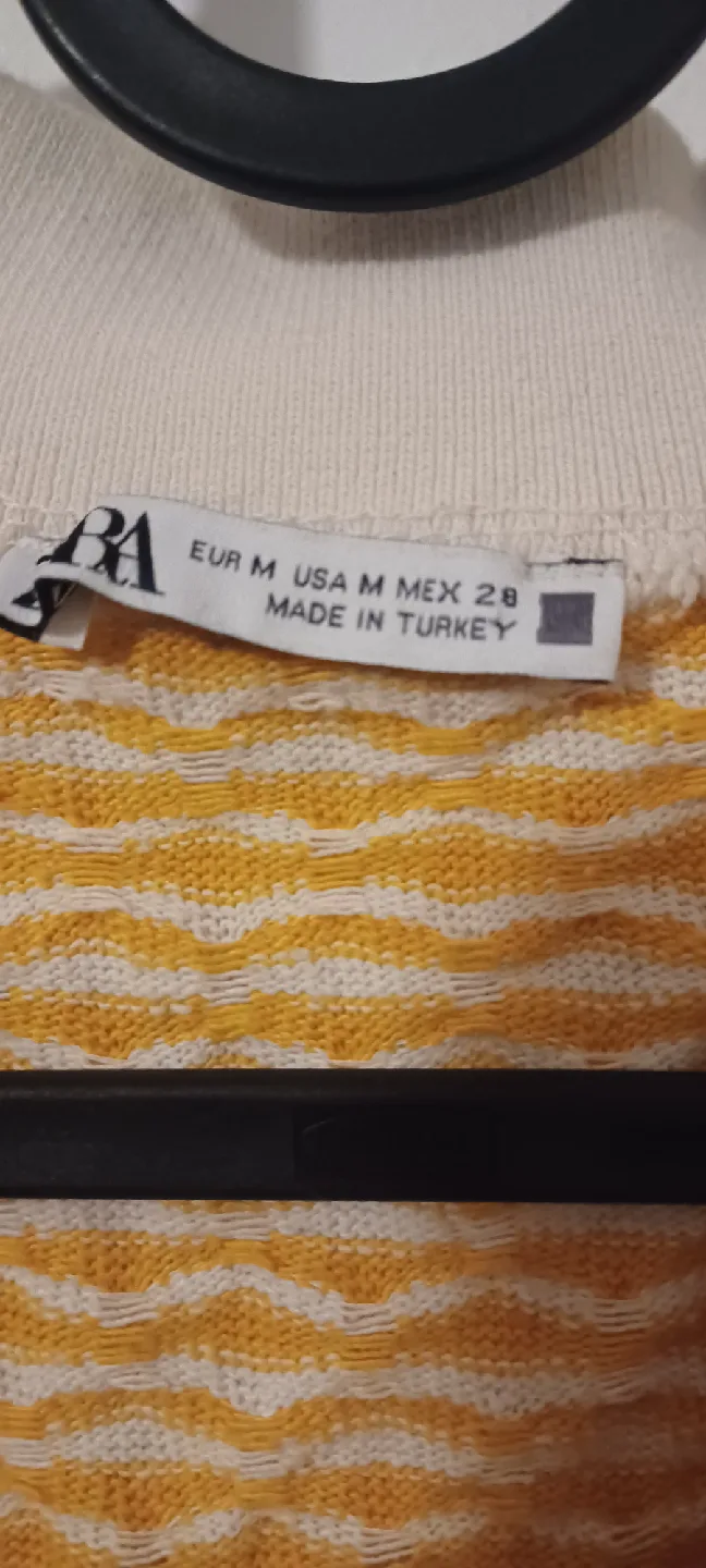 Zara Polo Shirt - Yellow, Size M image indicator(4)