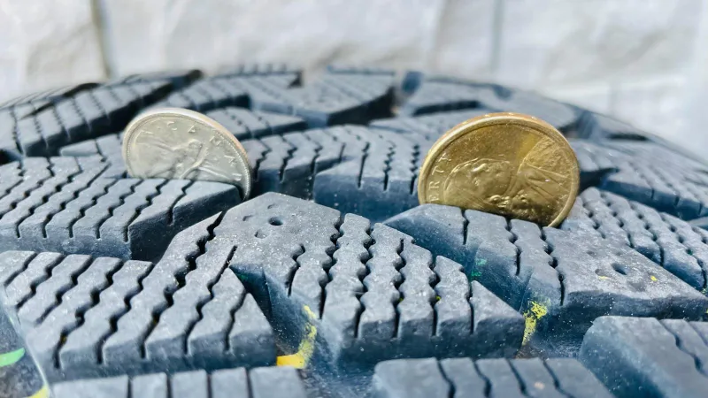 Set of 4 Touren Rims with Toyo Observe G3 Ice Tires - 235/60R18 image indicator(2)