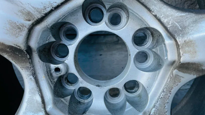 Set of 4 Touren Rims with Toyo Observe G3 Ice Tires - 235/60R18 image indicator(6)