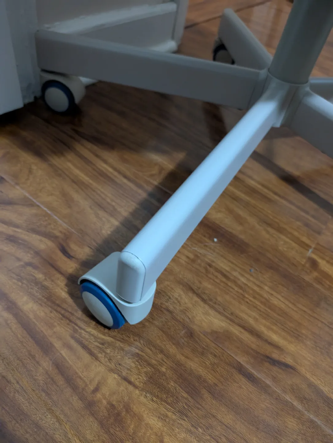 IKEA Flintan office chair image indicator(3)
