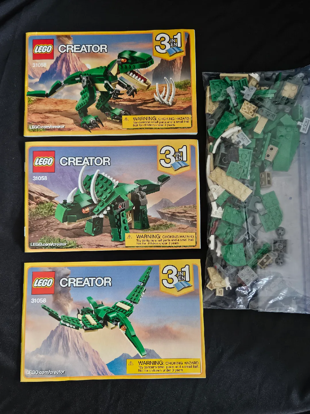 LEGO Creator 3in1 Dinosaur Set 31058 thumbnail