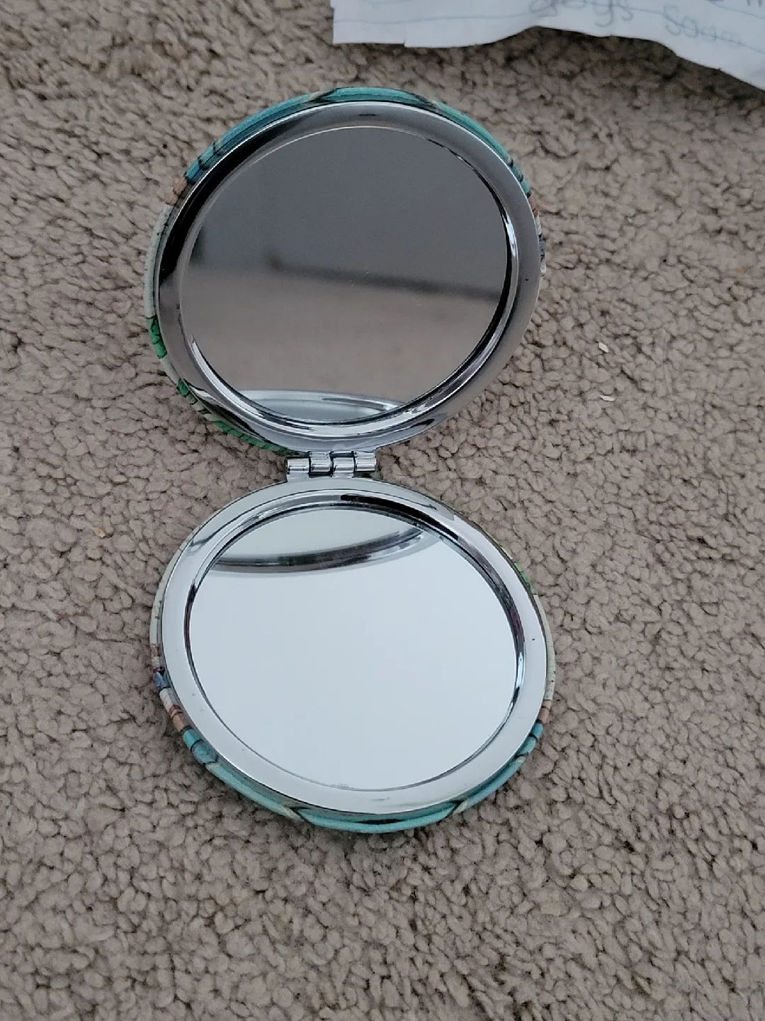 Compact Mirror - Klutz Cat Design image indicator(2)