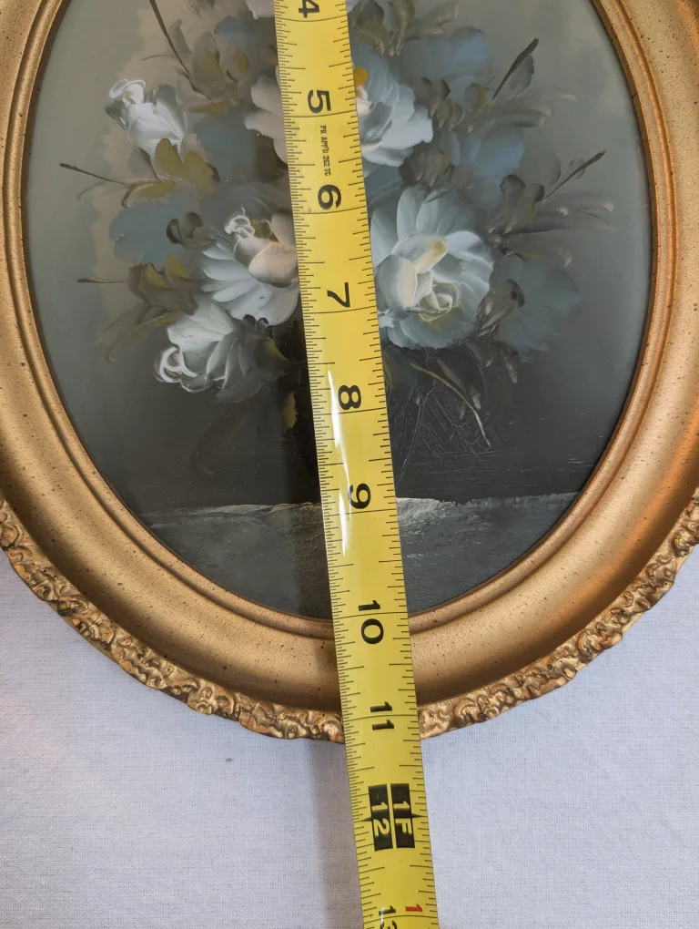 Floral Oil Painting in Gold Oval Frame - Set of 2 image indicator(9)