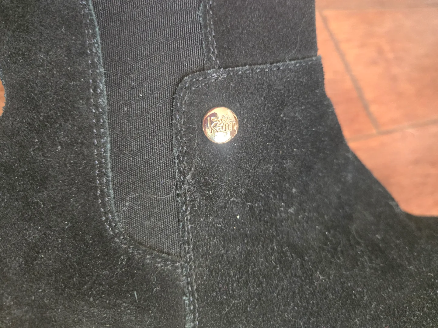 K&M Black Suede Ankle Boots - Size 7.5M image indicator(5)