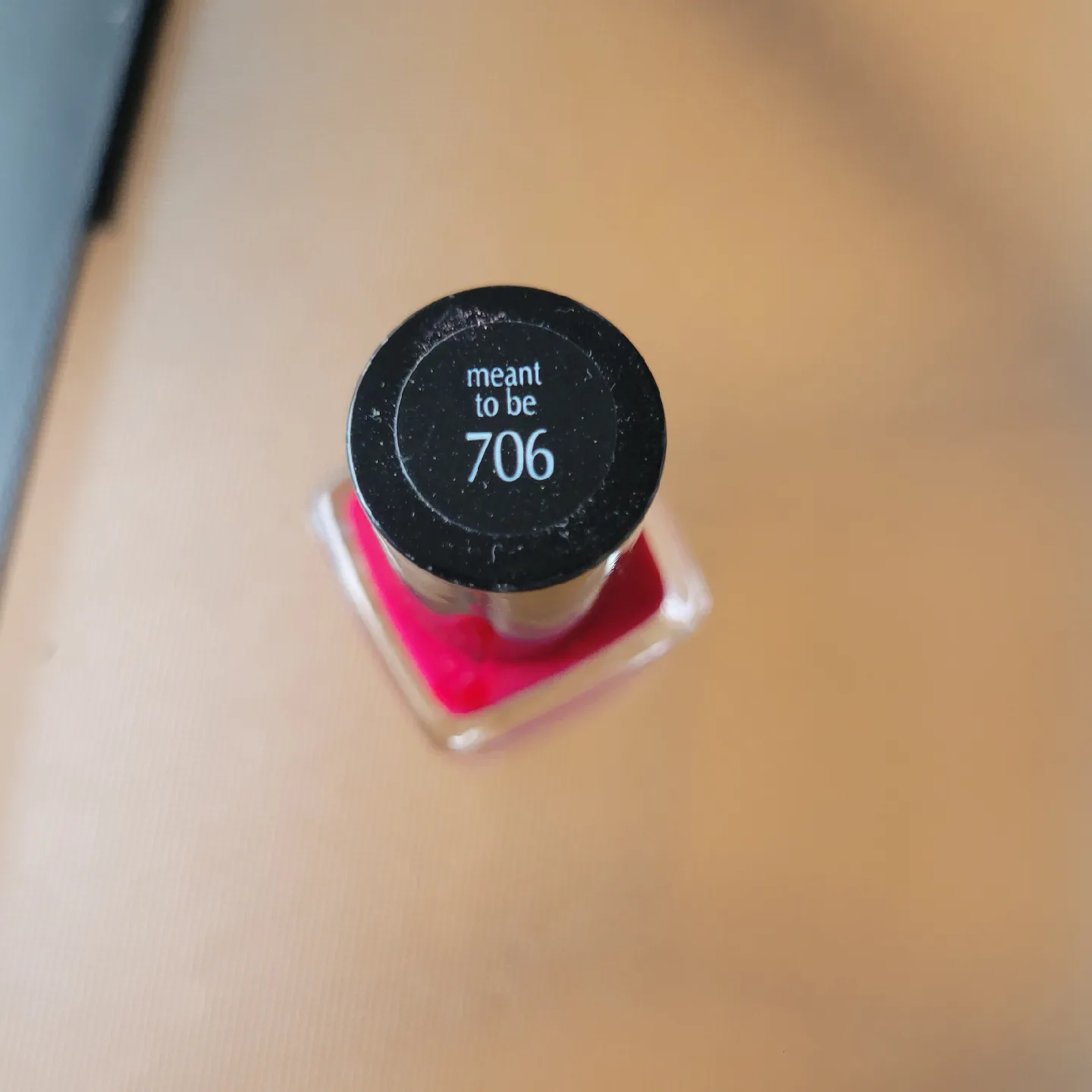 L'Oreal Paris Colour Riche Nail Polish - Meant To Be 706 image indicator(2)