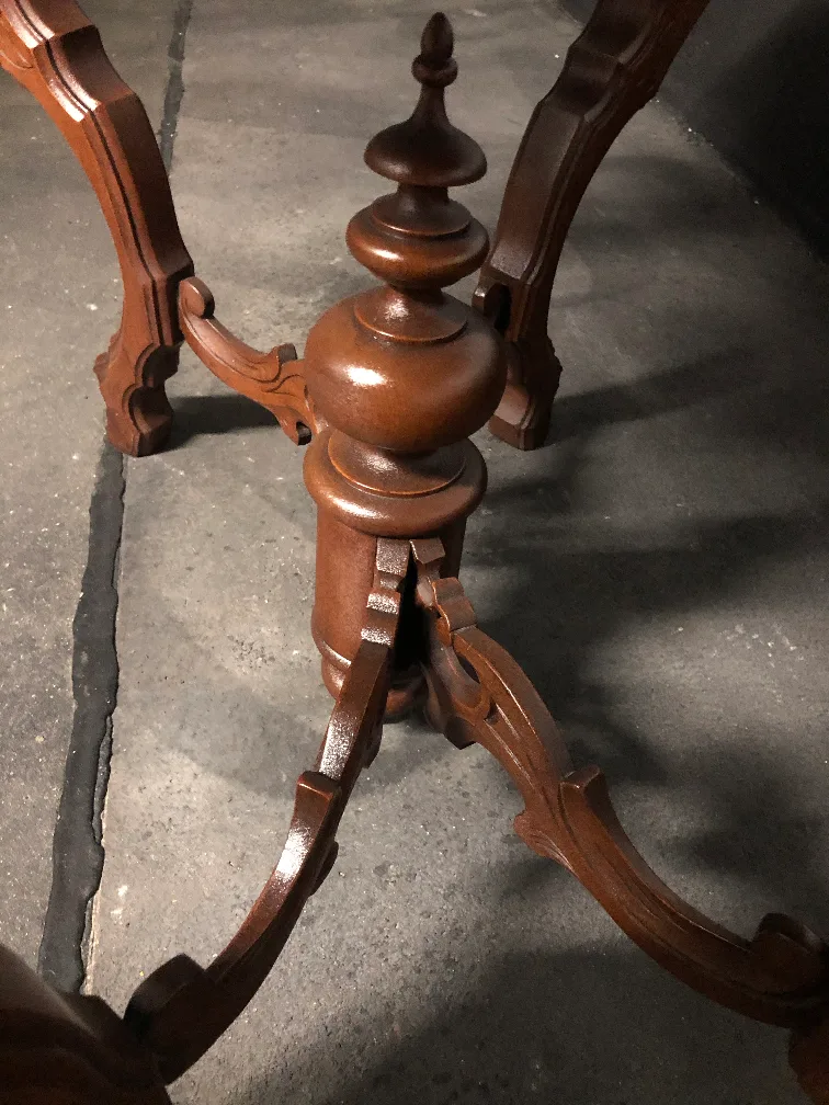 Victorian parlor table image indicator(5)