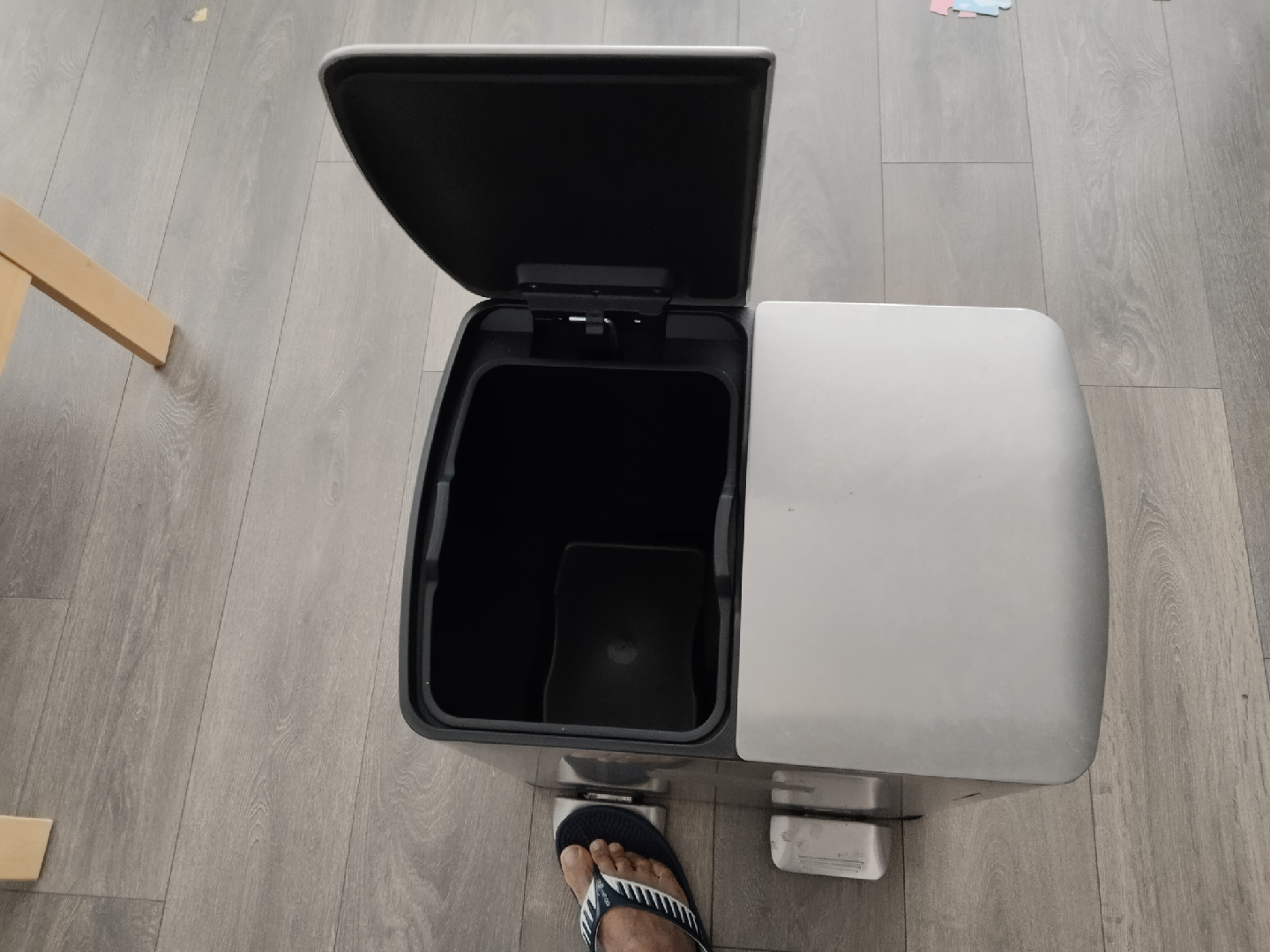 Joseph Joseph Split 60L Trash Can - photo 2