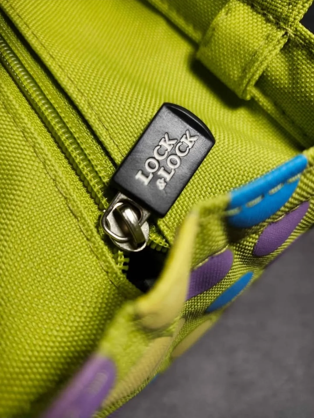 Small Lock & Lock Insulated Lunch Bag image indicator(6)