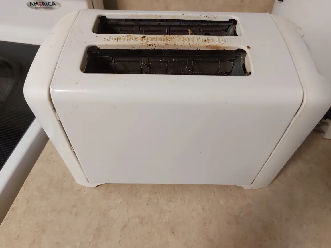 White Toaster thumbnail