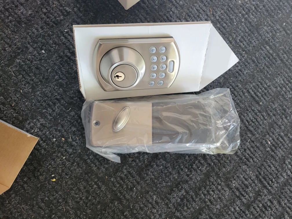New Schlage Encode Smart Deadbolt with Door Handle thumbnail