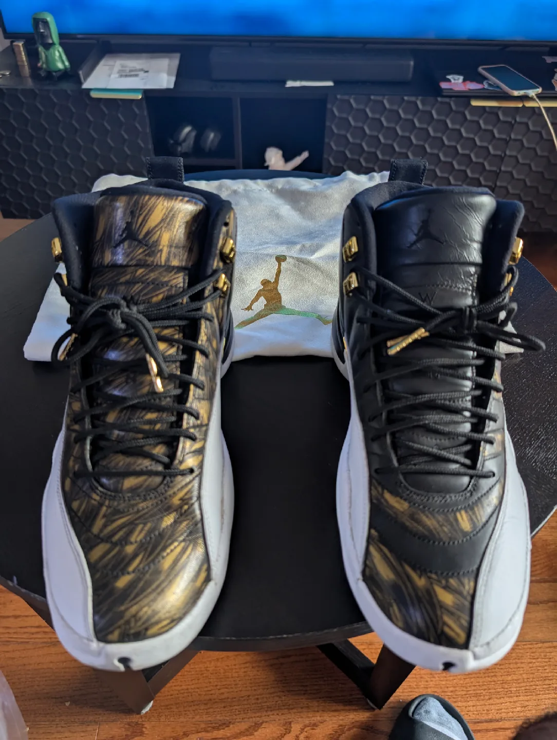 Jordan 12 Retro Wings size.10.5 image indicator(3)