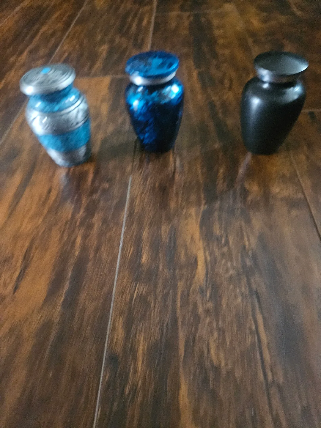 Small Urns (Never Used) image indicator(2)