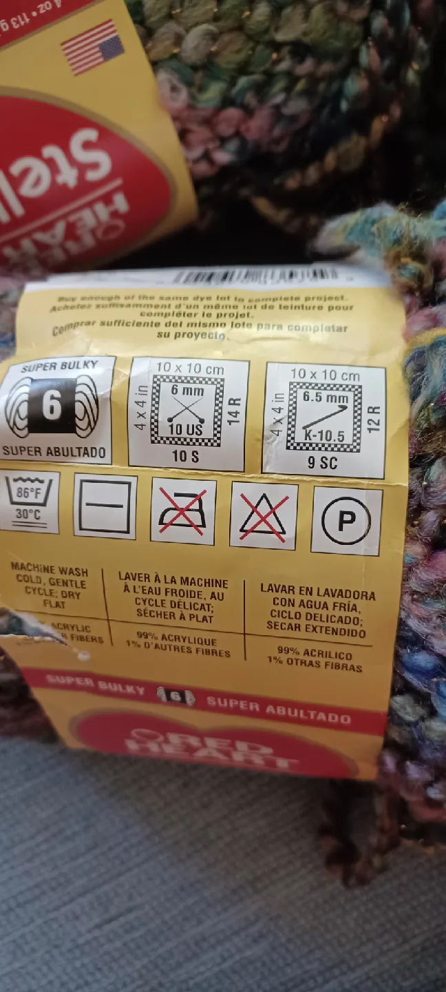 Red Heart Stellar Yarn - Super Bulky image indicator(4)