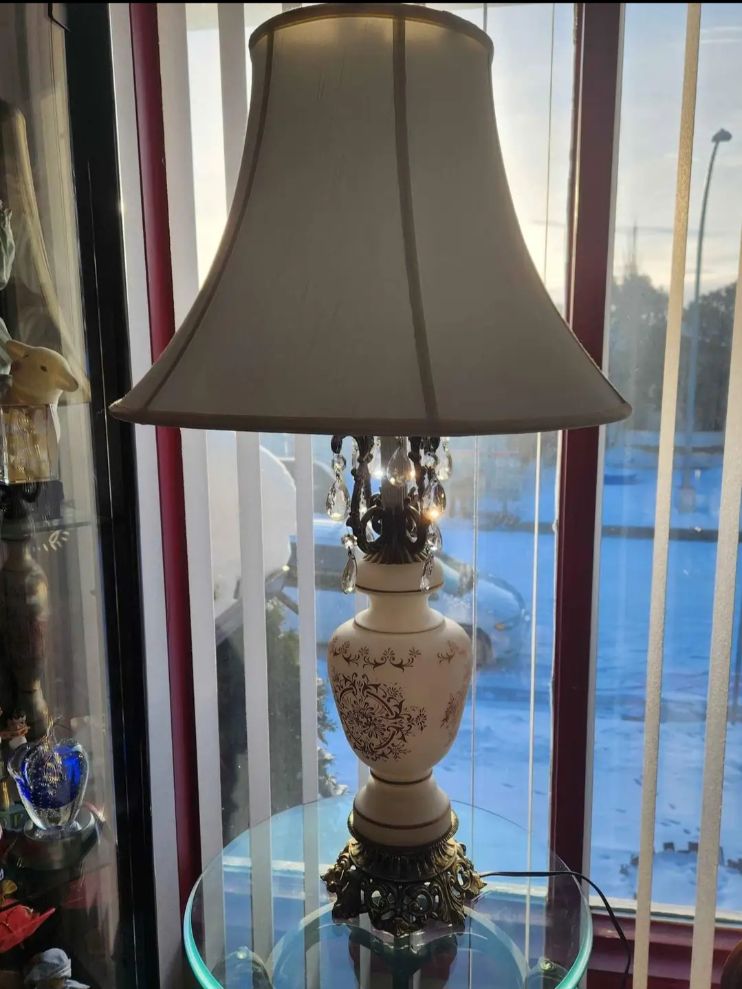 Beautiful Vintage Lamp - photo 4