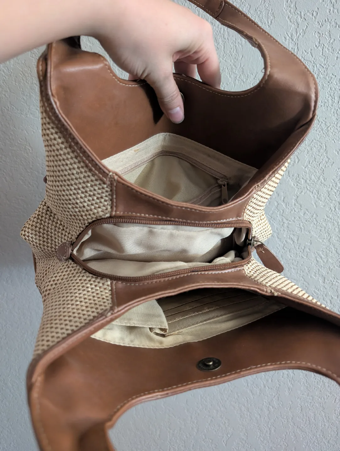 Via Roma Woven Beige & Brown Purse image indicator(4)