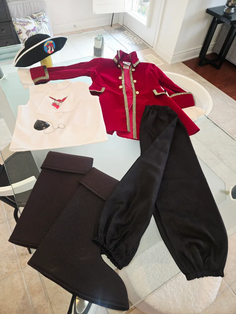 Disney World Kids Peter Pan Costume image indicator(2)