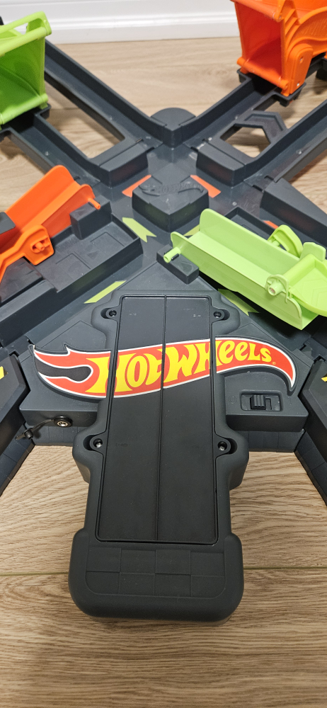 Hot Wheels Track Builder Unlimited Infinity Loop Kit - photo 2