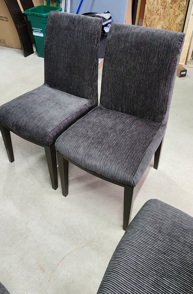 Set of 6 Dining Chairs -newly upholstered - photo 2