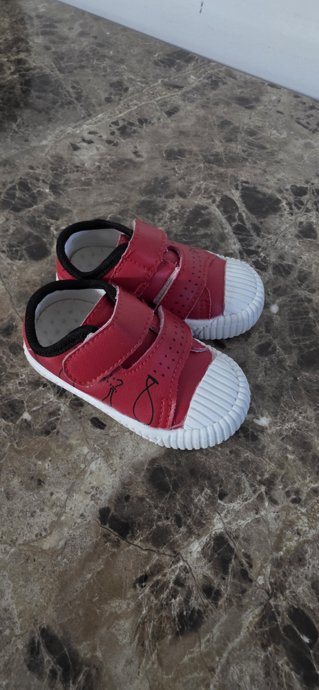 Red Baby/Toddler Sandals - Size 16