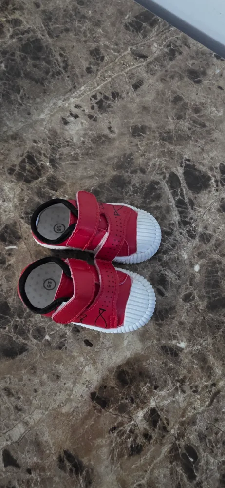 Red Baby/Toddler Sandals - Size 16 image indicator(4)