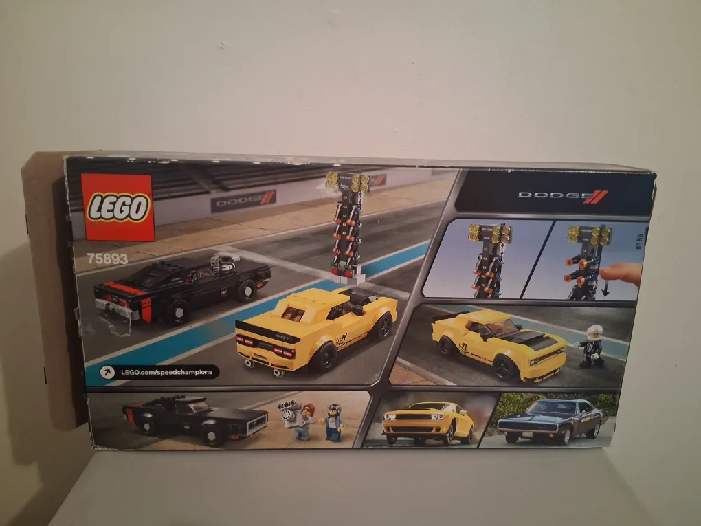 LEGO Speed Champions Dodge Challenger Set image indicator(3)