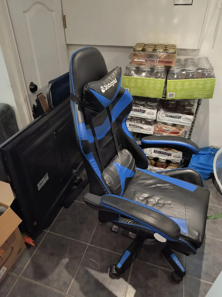 Jackgold Gaming Chair - Blue & Black image indicator(4)