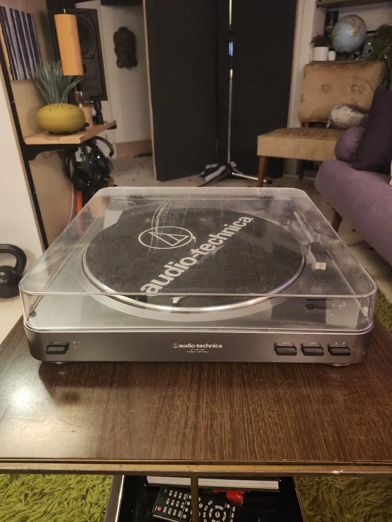 Audio-Technica Turntable (pickup Warden and Kingston) image indicator(2)