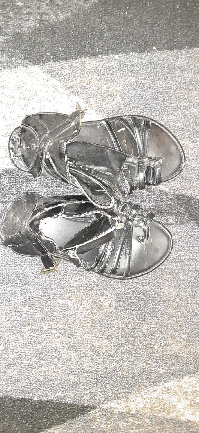 Black Sandals thumbnail