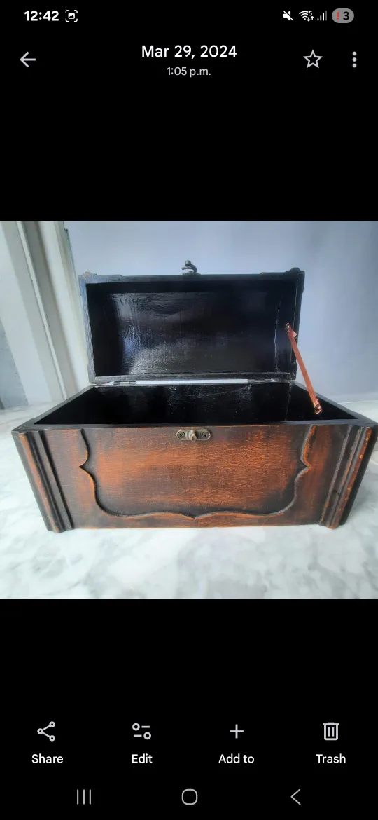 Wooden Treasure Chest 🥕 image indicator(3)