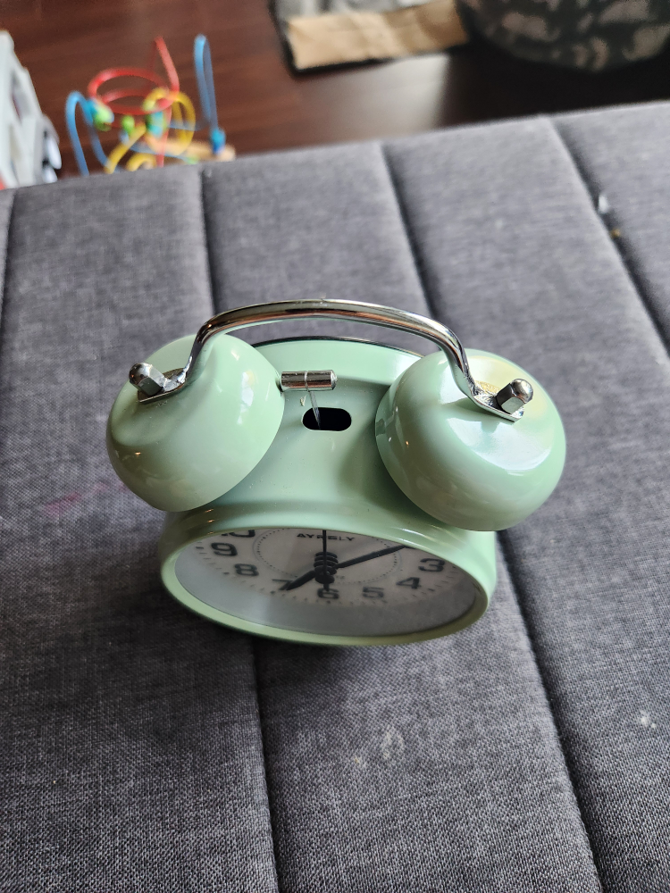 Twin Bell Alarm Clock - Mint Green (battery included) - photo 3