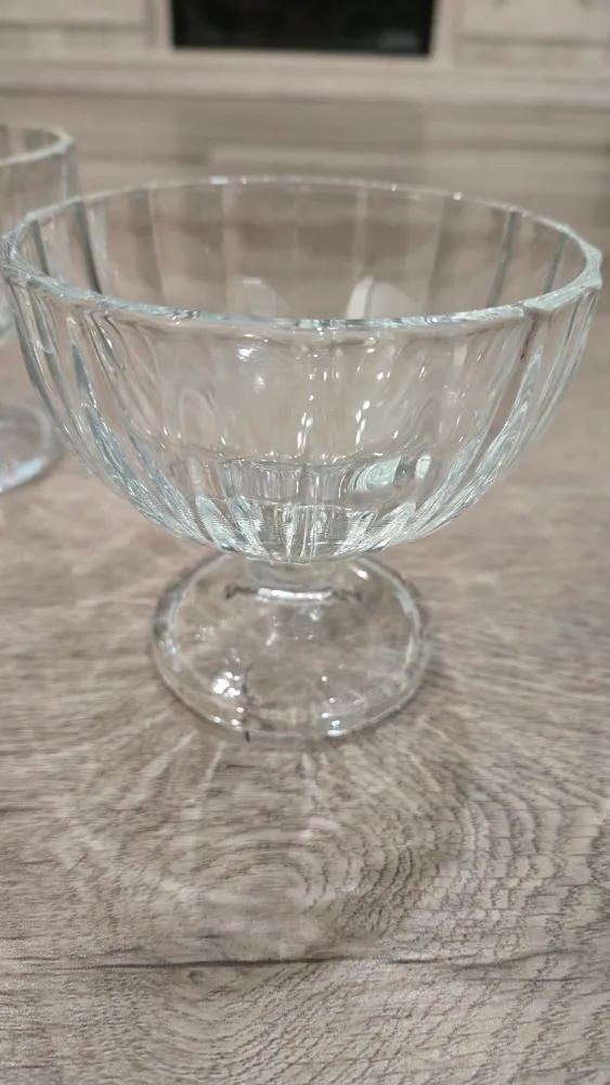 Set of 4 Clear Glass Dessert Bowls Bormioli Rocco thumbnail