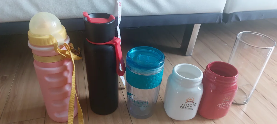 Water Bottles & Glassware image indicator(2)