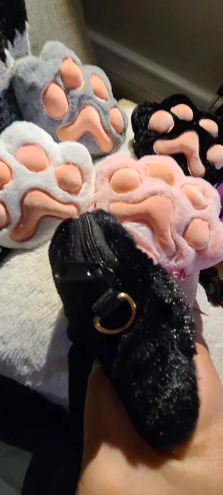 Paw Plush Shoulder Bag image indicator(2)