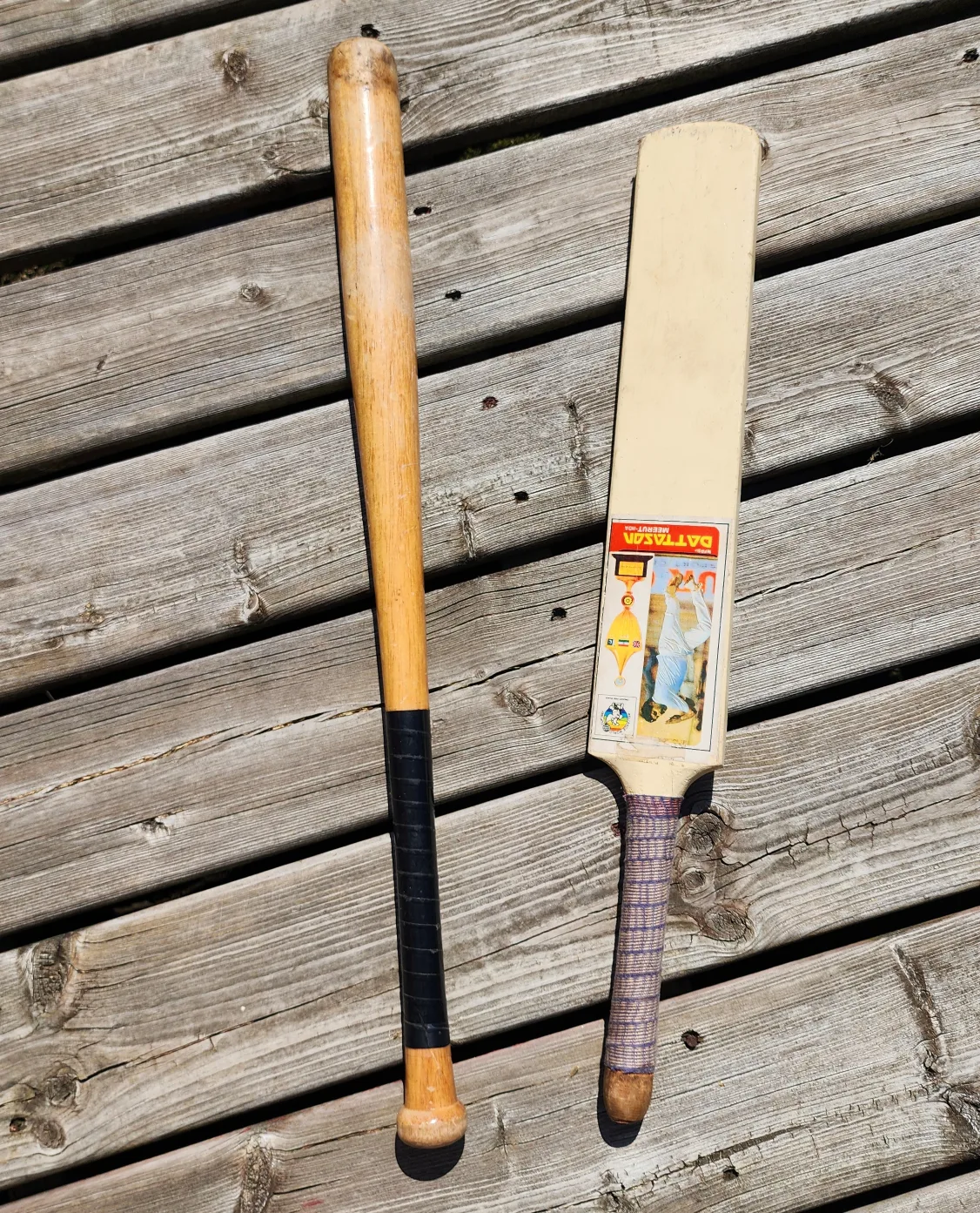 Kids Baseball & Cricket Bat thumbnail