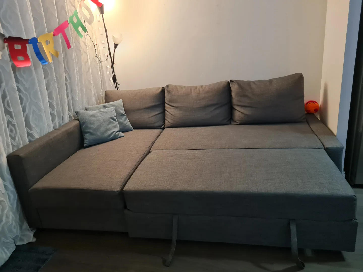 IKEA SOFA BED image indicator(2)