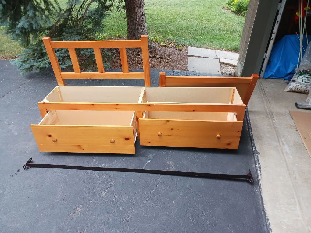 Twin Bed Frame with 2 Drawers image indicator(4)