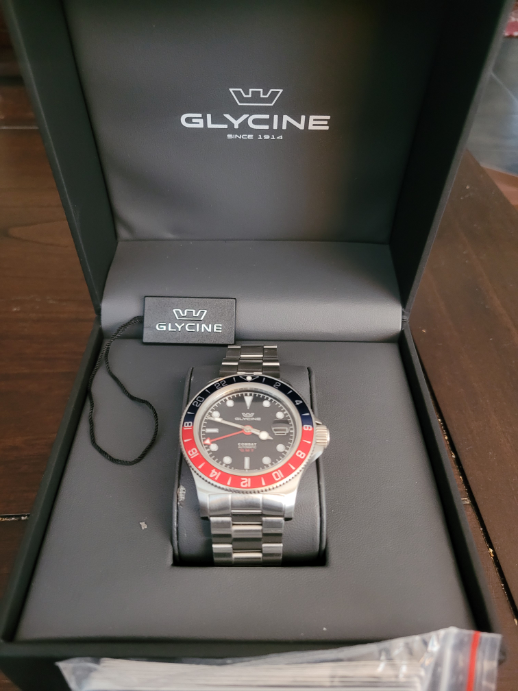 Glycine Combat Automatic Pepsi Bezel Watch