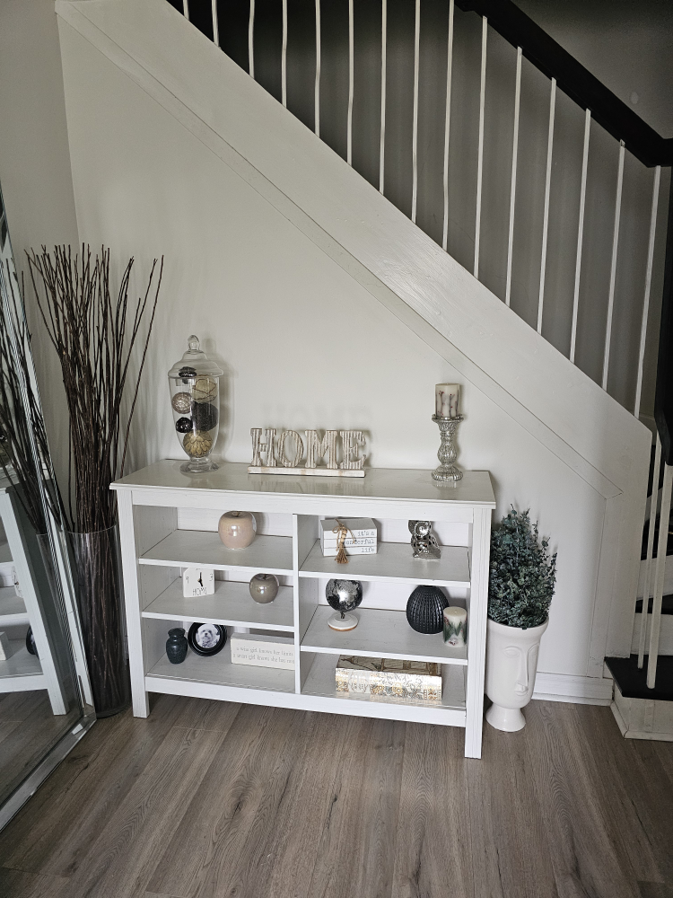 White Wooden Shelf - photo 2