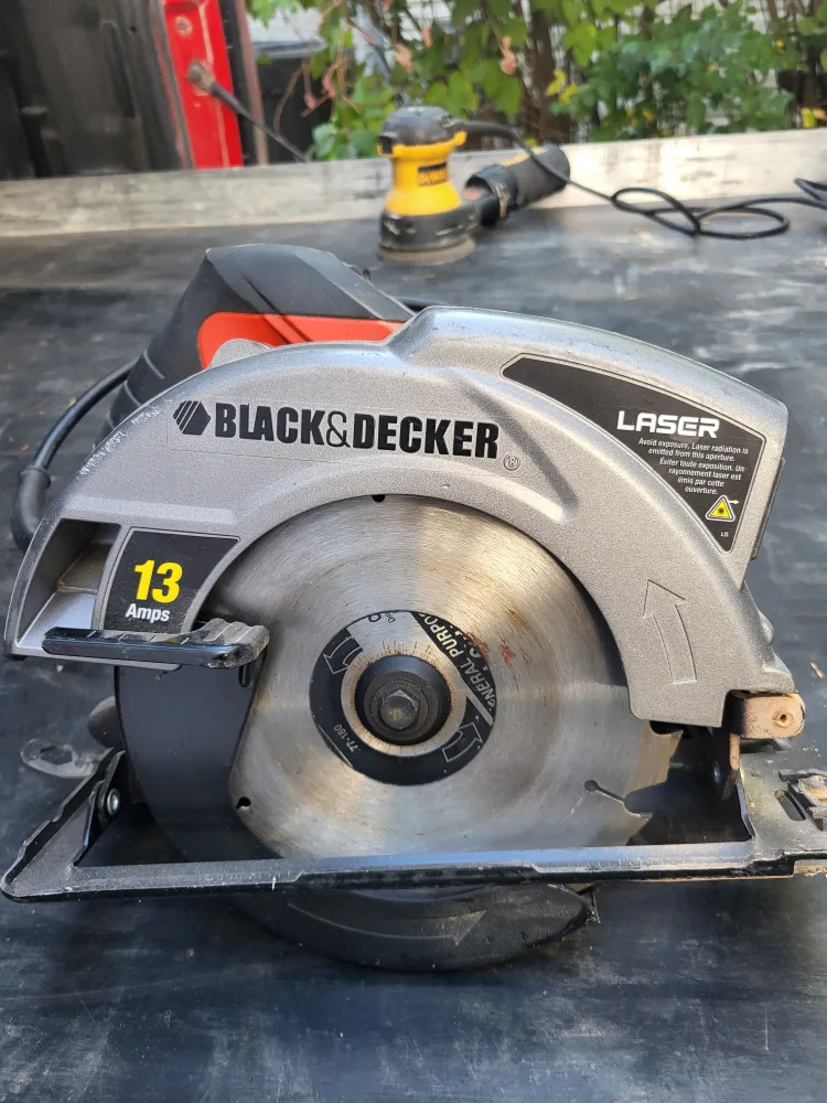 Black & Decker Circular Saw - 13 Amps thumbnail