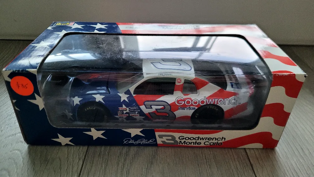 Vintage 90s Dale Earnhardt & NASCAR Die-Cast Collectibles FREE image indicator(2)