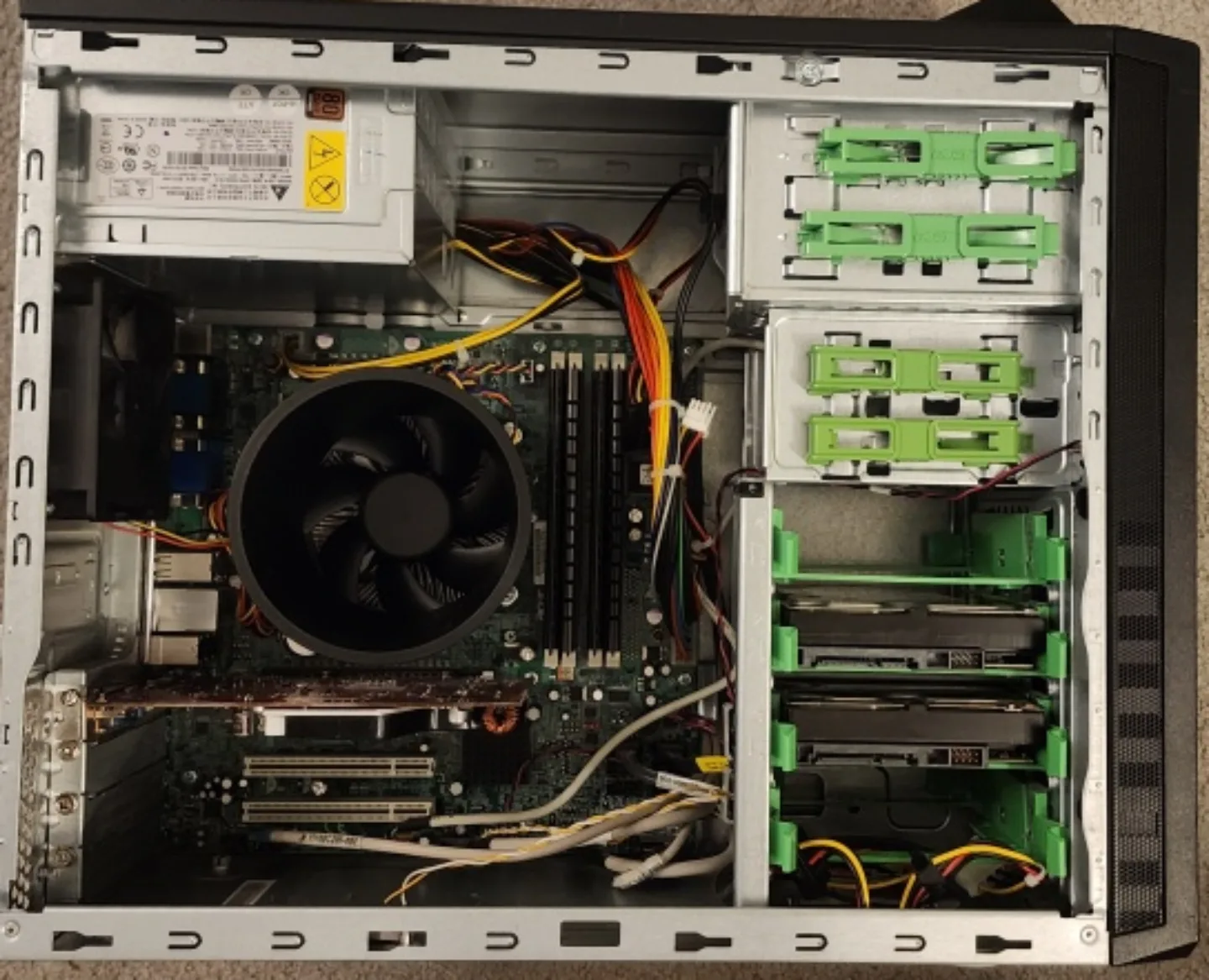 Acer Veriton M6 Series Desktop PC image indicator(4)